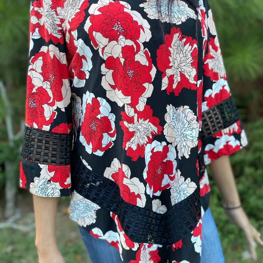 NWT Alfani Floral Top/Blouse